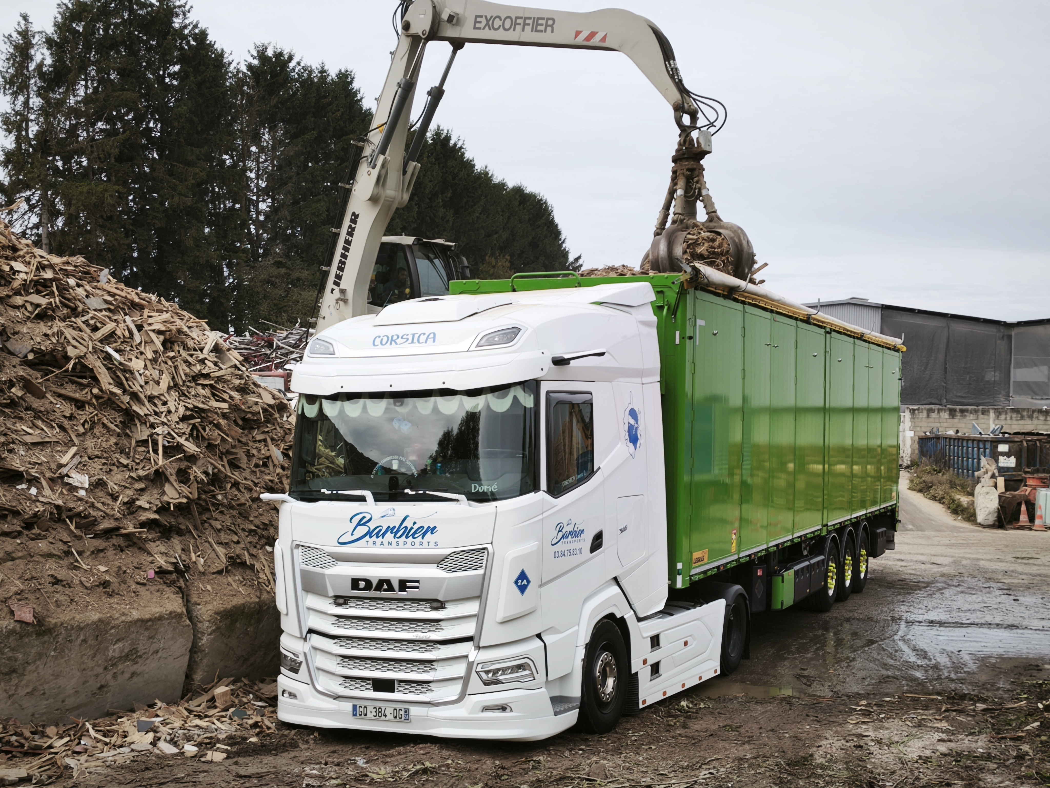 Transports de marchandises en FMA et Bennes : des champs à la forêt au rythme des saisons...